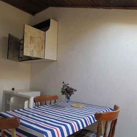 Apartment Rene Omiš Exterior foto